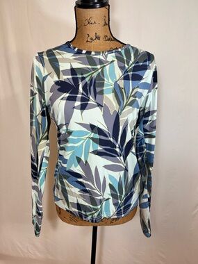 Women's SPF 50 Long-Sleeve Leaf Print Top in Blue Beachwear Hang Ten size MEDIUM